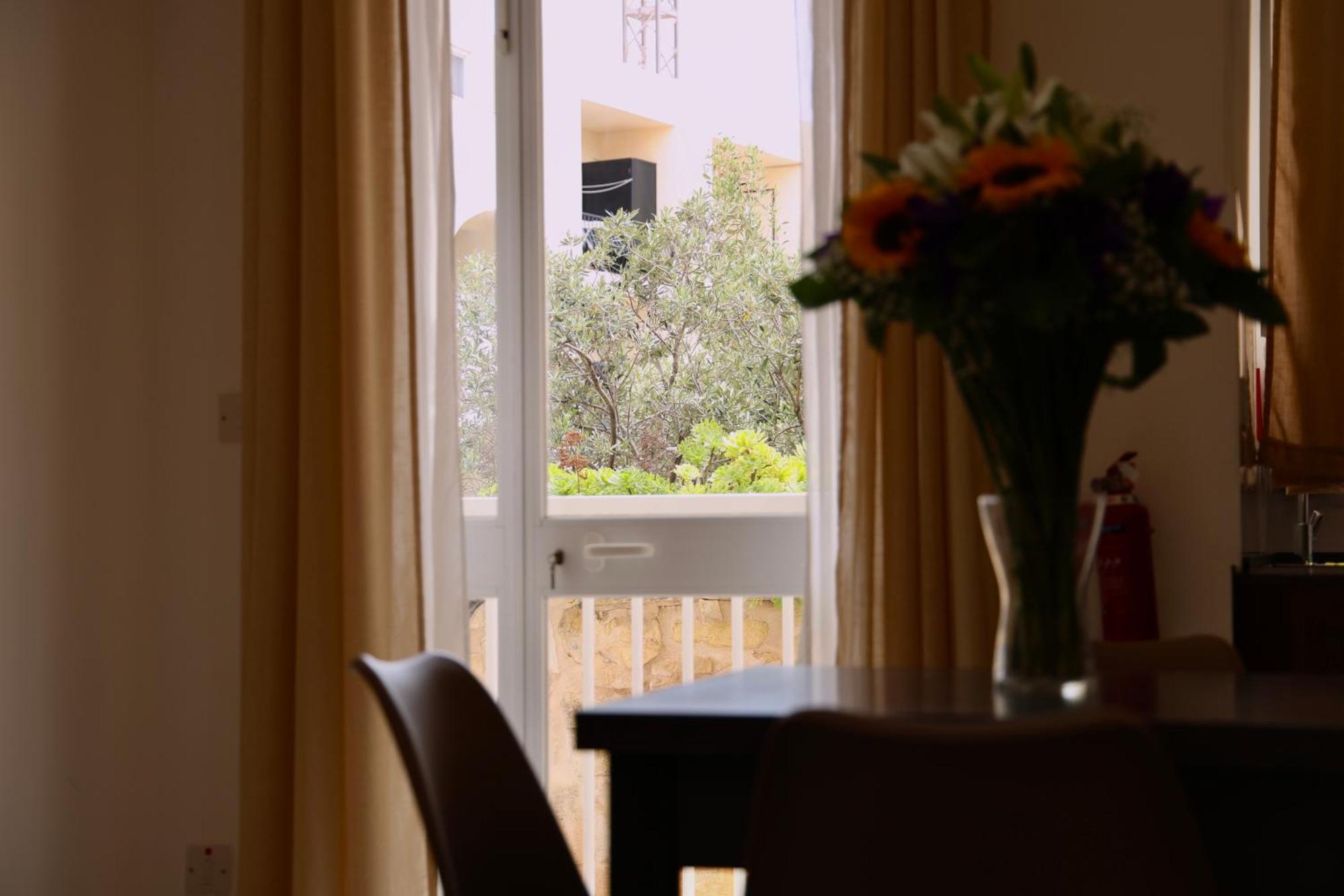 Spinola Apartment San Ġiljan Extérieur photo